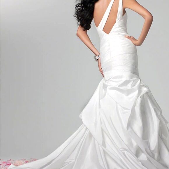 New✨ ALFRED ANGELO Mermaid Wedding Gown - Picture 2 of 9